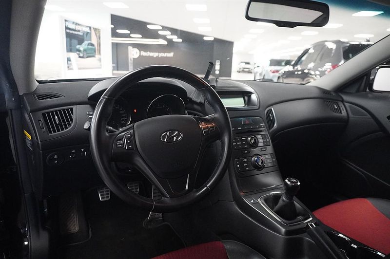 Hyundai Genesis bild 2