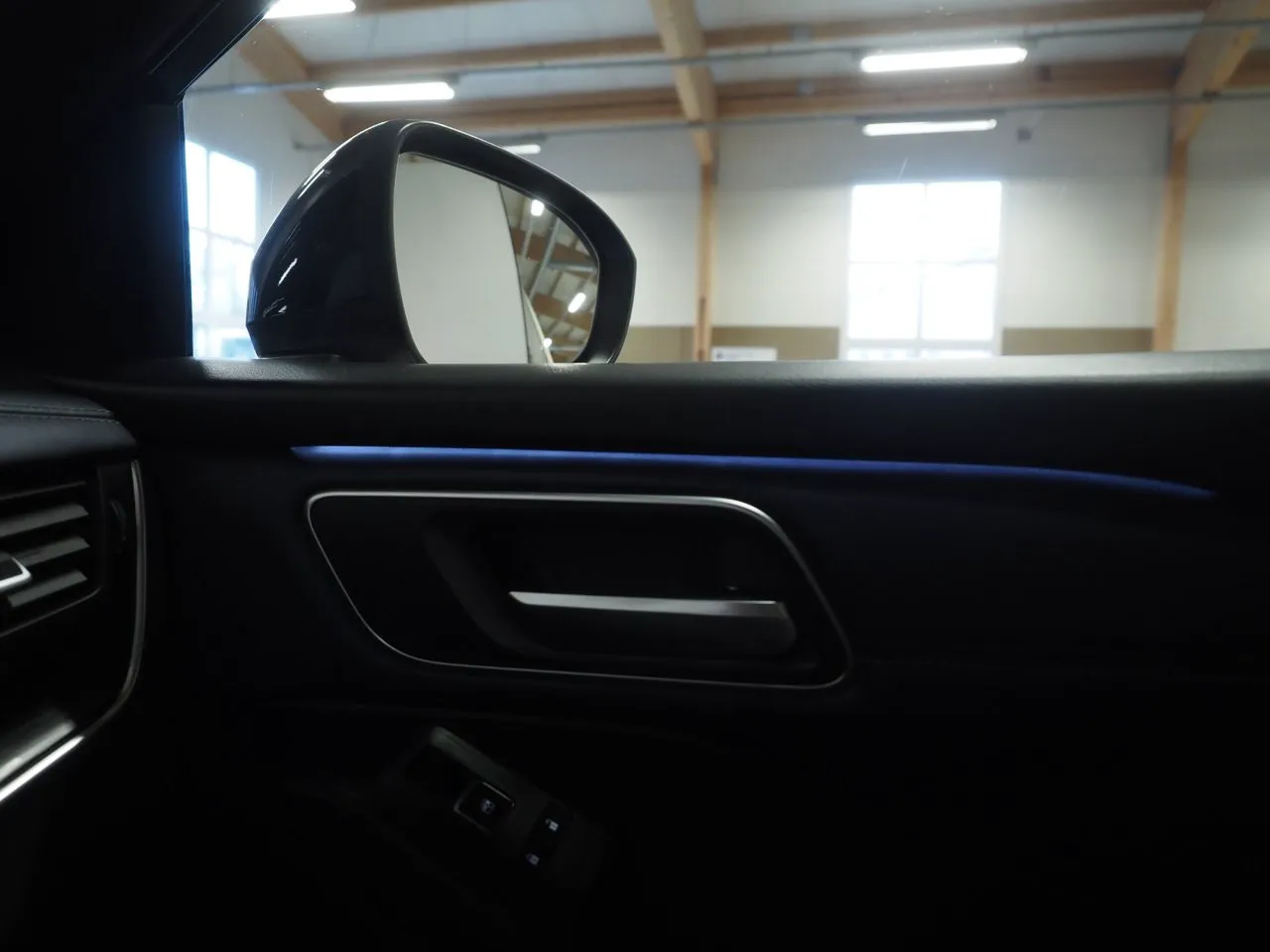 Vehicle image 29
