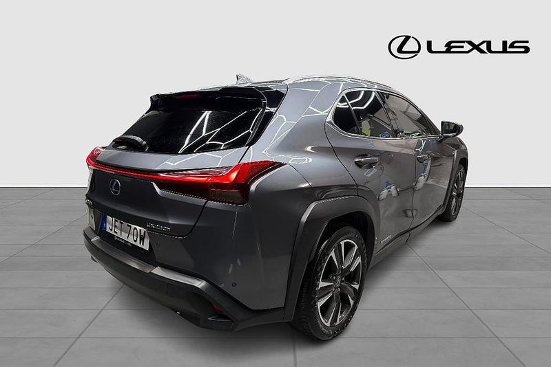 Lexus UX bild 5
