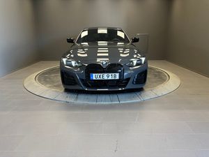 BMW i4 bild 8