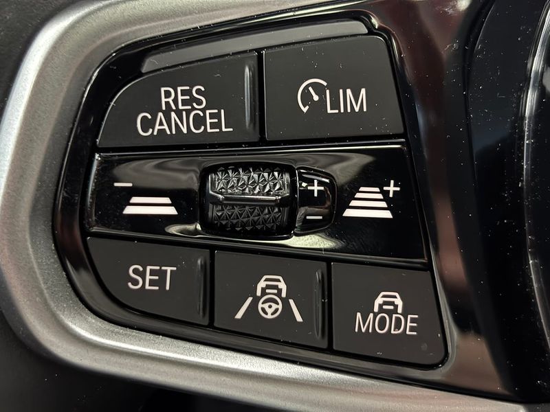 BMW i4 bild 19