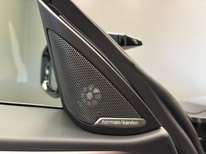 BMW i4 bild 17