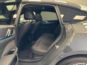 BMW i4 bild 11