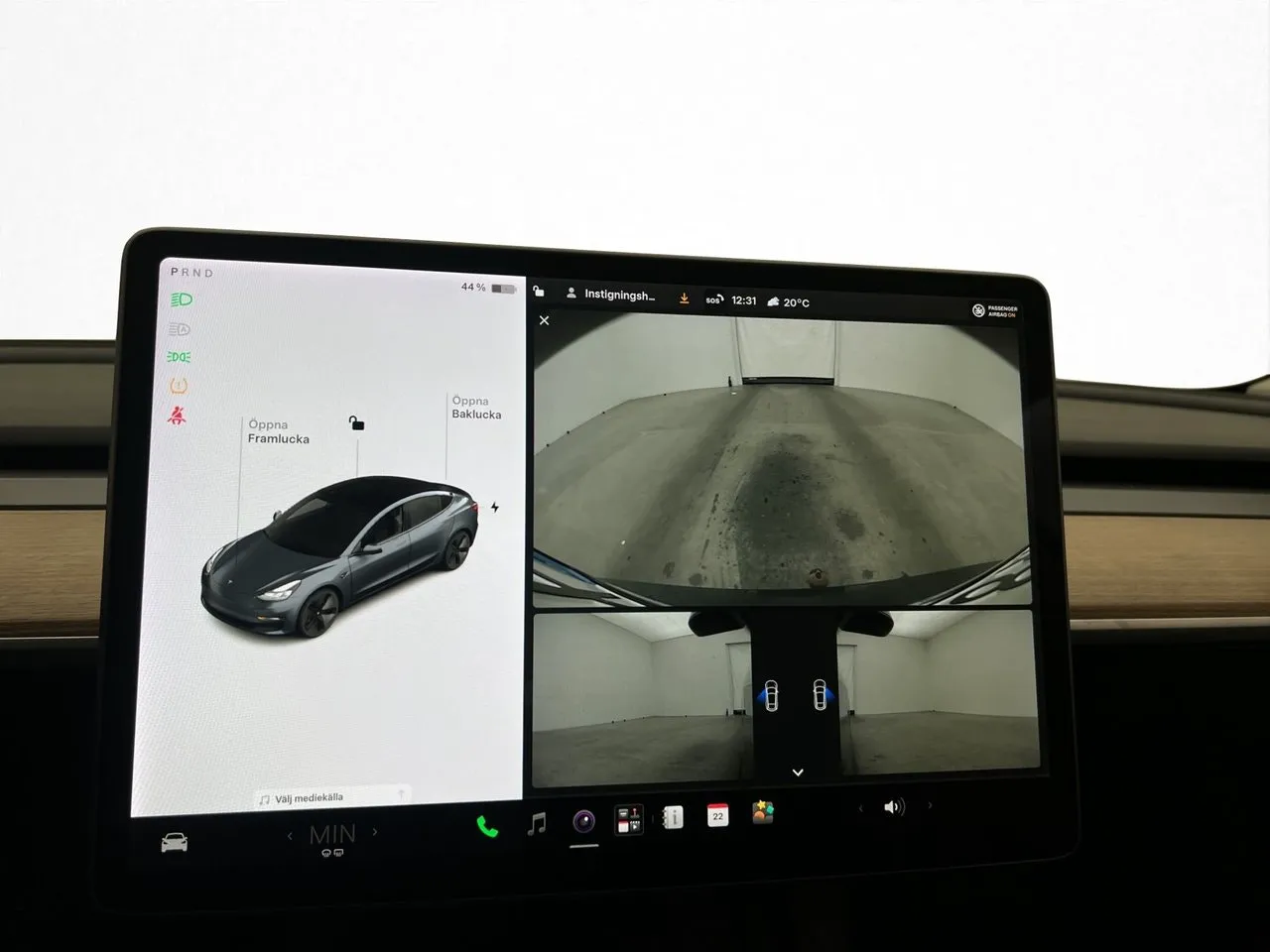 Vehicle image 18