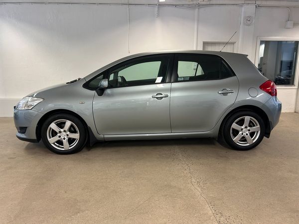 Toyota Auris 5-dörrar 1.6 Dual VVT-i Euro 4 - 2008
