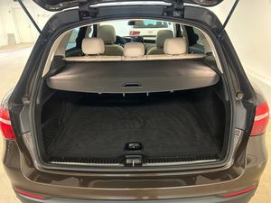 Mercedes GLC220 bild 10