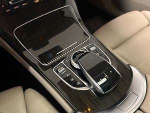 Mercedes GLC220 bild 16