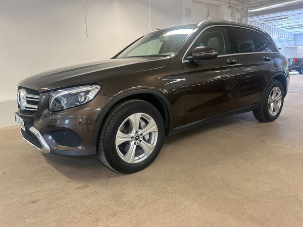 Mercedes GLC220 d 4Matic 1-Ägare SoV Hjul Exclusive Burmester Drag - 2018