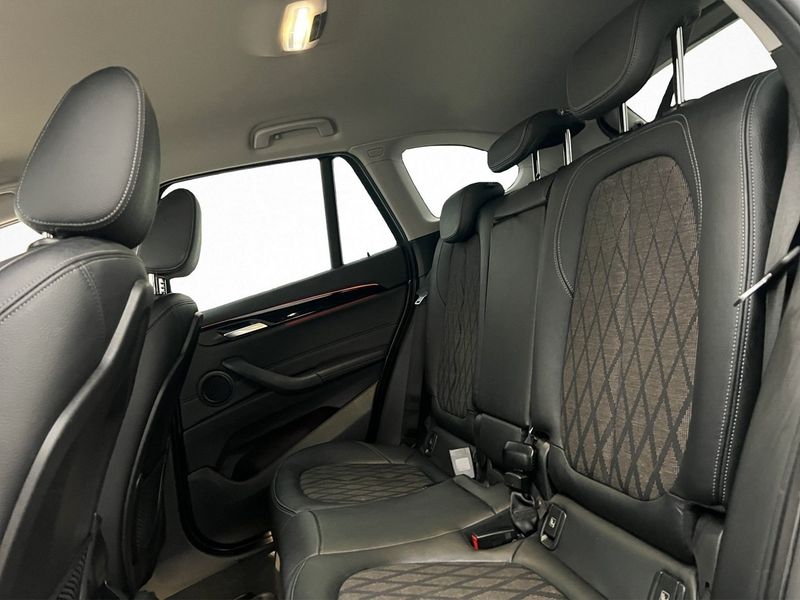BMW X1 bild 17