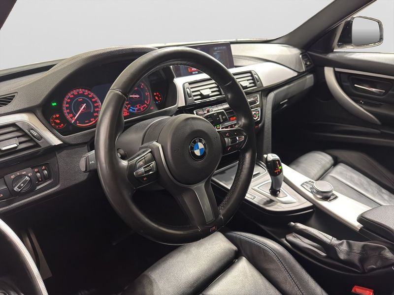 BMW 320 bild 17