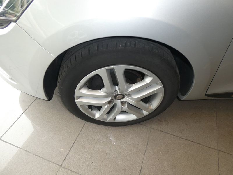 Renault Clio bild 6