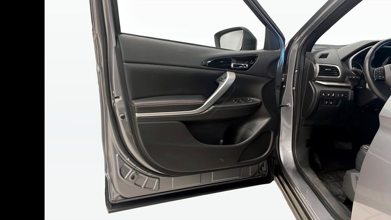 Mitsubishi Eclipse Cross bild 11