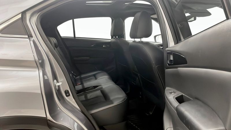 Mitsubishi Eclipse Cross bild 5