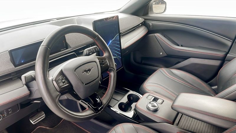 Ford Mustang Mach-E bild 12