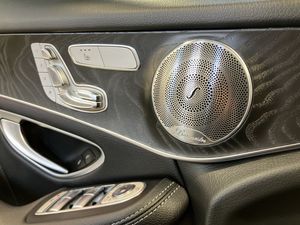 Mercedes GLC350 bild 18