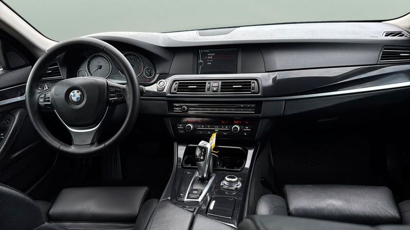BMW 520 bild 10