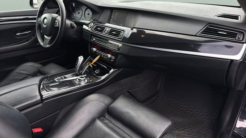BMW 520 bild 11