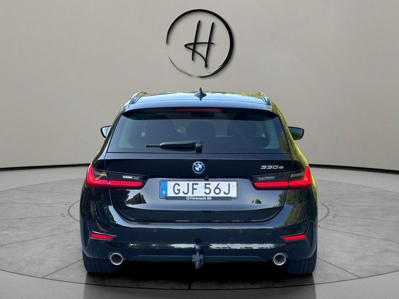 BMW 330 bild 4
