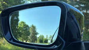 BMW 330 bild 13