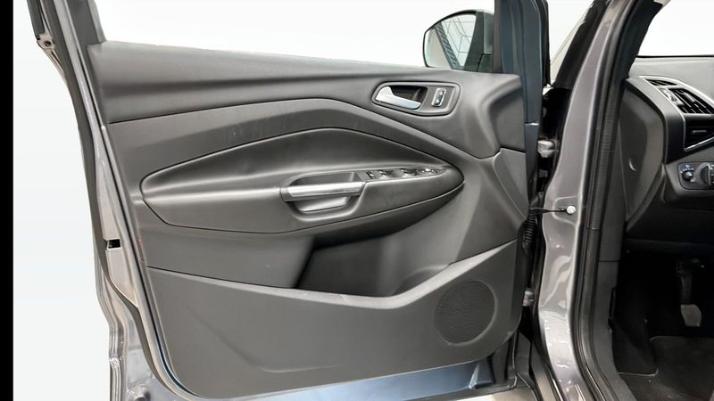 Ford Kuga bild 11