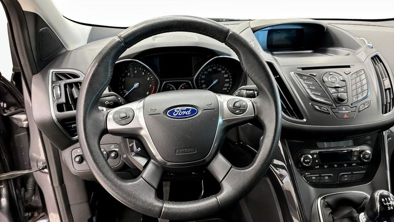 Ford Kuga bild 14