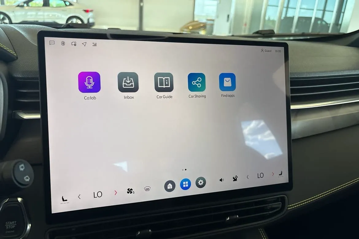 Vehicle image 20