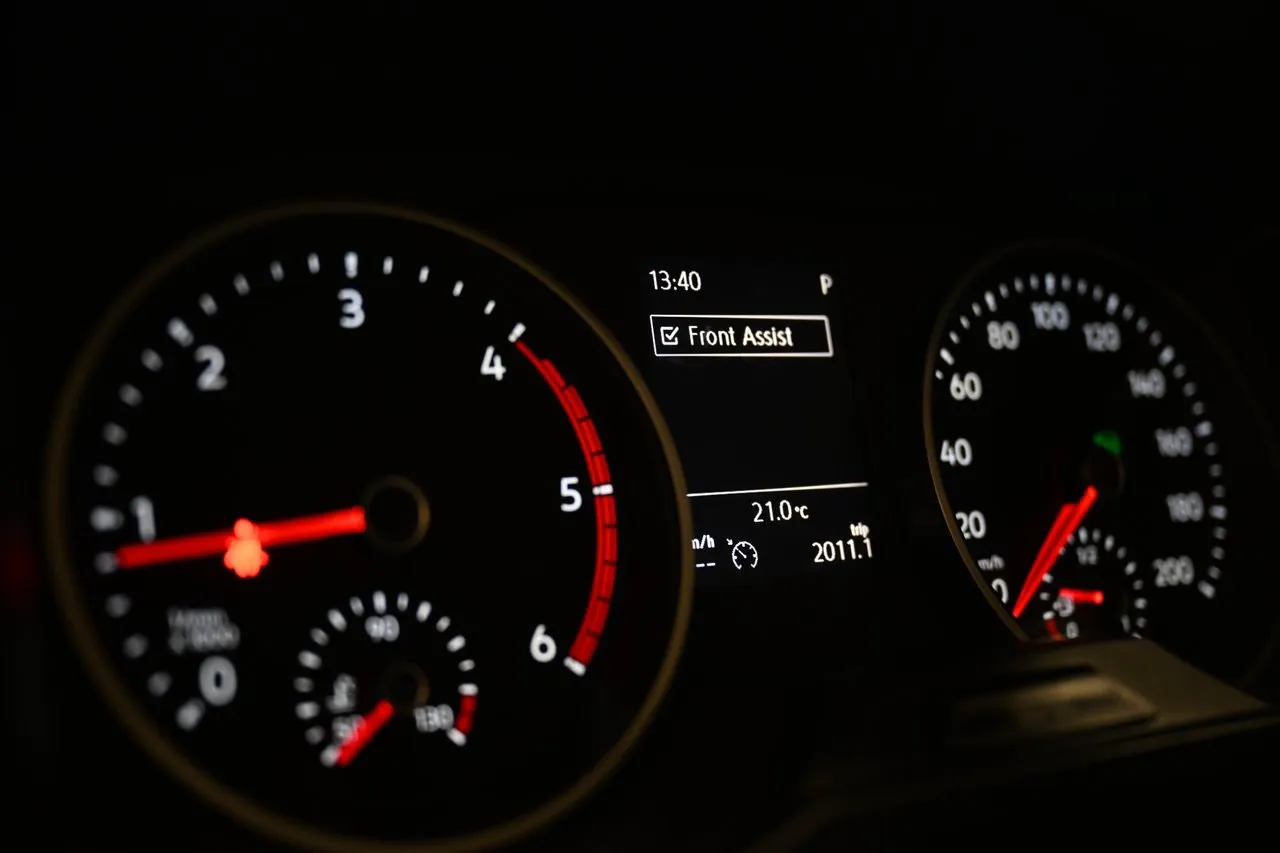Vehicle image 13