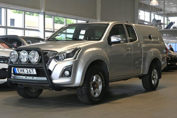 Isuzu D-Max Space Cab 4-dörrars 1.9 4WD 163hk Backkamera Drag - 2019