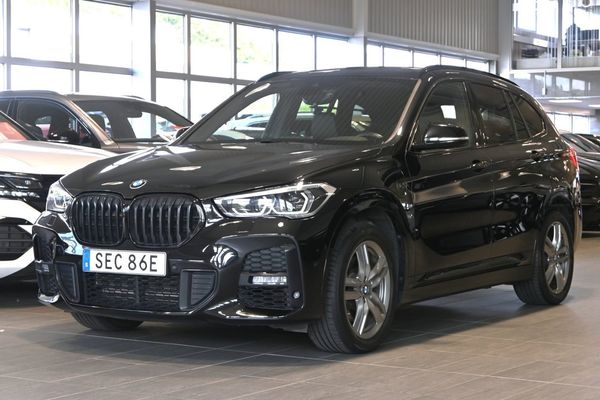 BMW X1 xDrive25e M-sport Navi Drag Backkamera HUD HiFi Läder - 2022