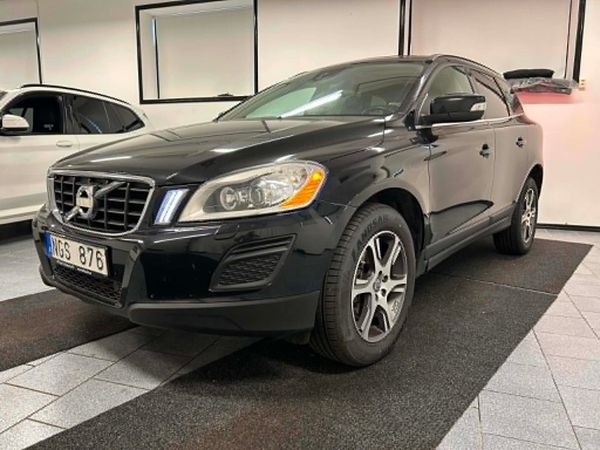 Volvo XC60 D4 163 hk Momentum Euro 5 Panorama Läder - 2013