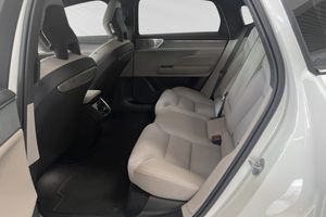 Volvo ES90 bild 8