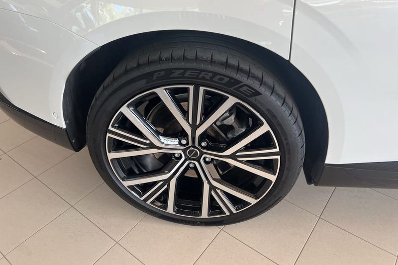 Volvo ES90 bild 12