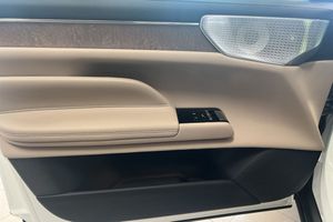 Volvo ES90 bild 17