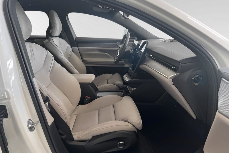 Volvo ES90 bild 10