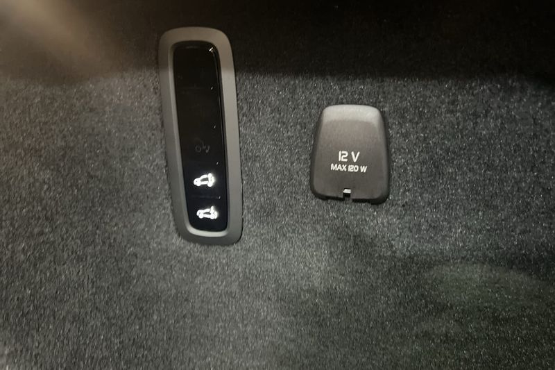 Volvo ES90 bild 13