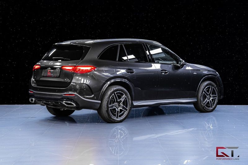 Mercedes GLC300 bild 8
