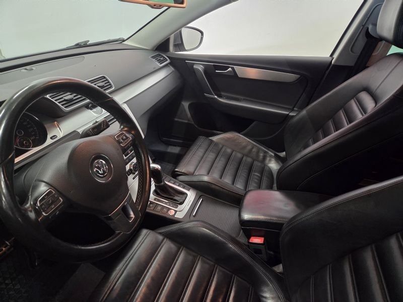 Volkswagen Passat bild 10