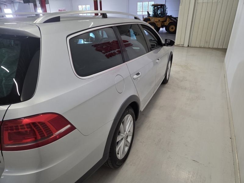 Volkswagen Passat bild 6