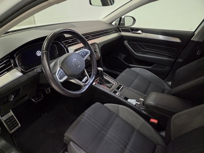 Volkswagen Passat bild 10