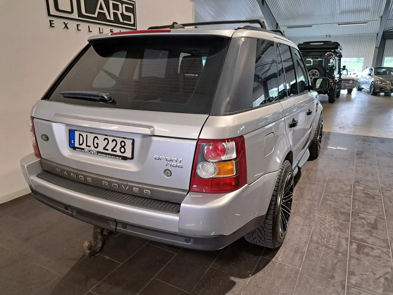 Vehicle image 7