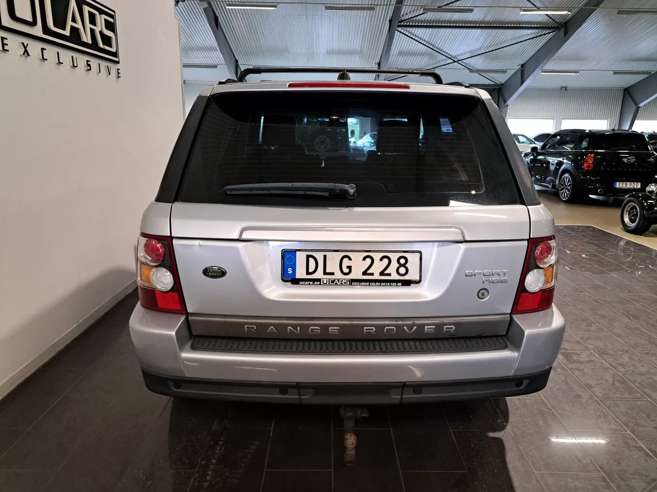 Vehicle image 6