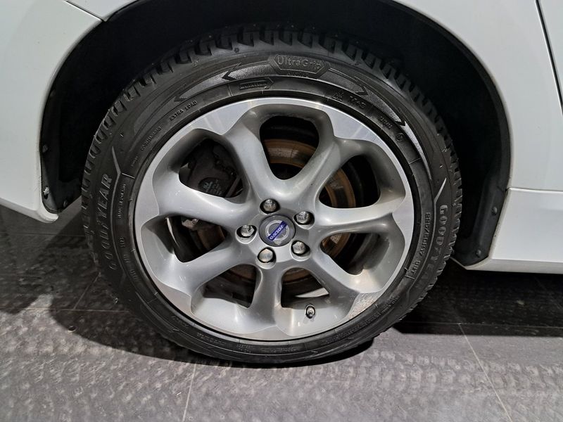Volvo V60 bild 14