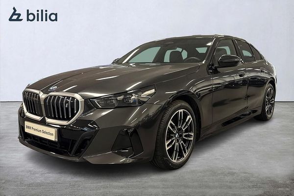 BMW i5 xDrive40 Sedan xDrive 40 M-sport | H&K | Drag | Aktiv farth. | 19" - 2026