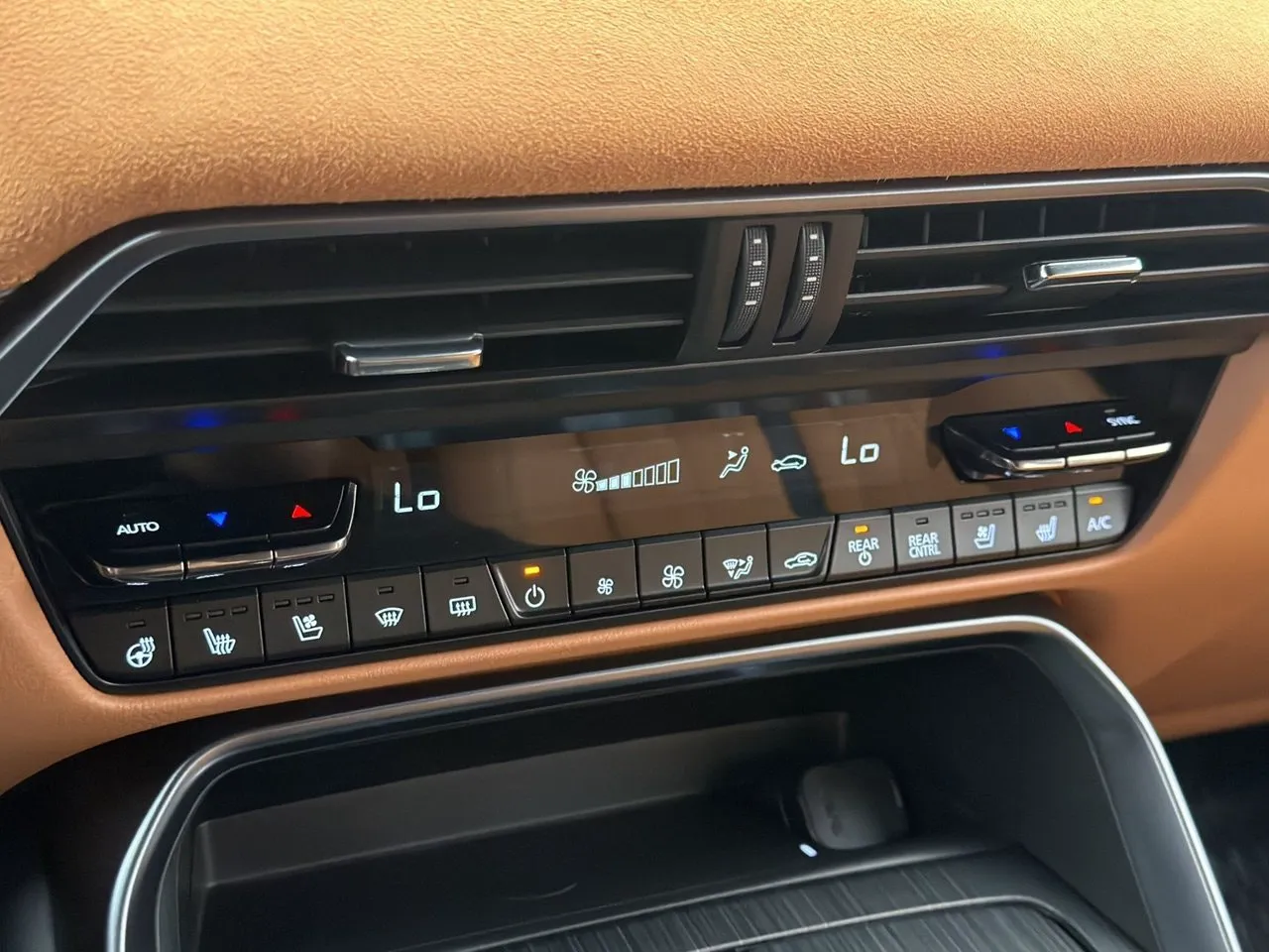 Vehicle image 29