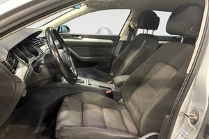 Volkswagen Passat bild 3