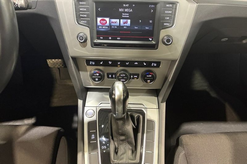 Volkswagen Passat bild 12