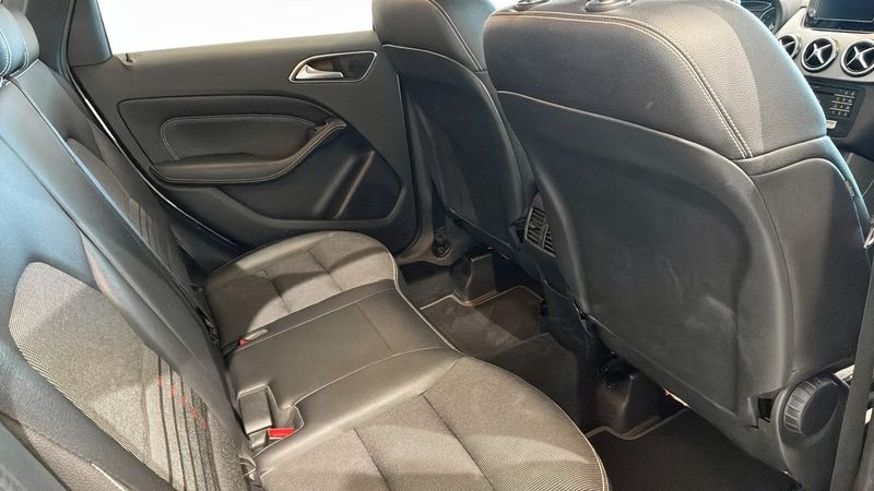 Mercedes B180 bild 5