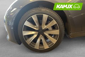Tesla Model 3 bild 9