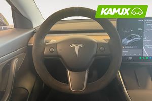Tesla Model 3 bild 14