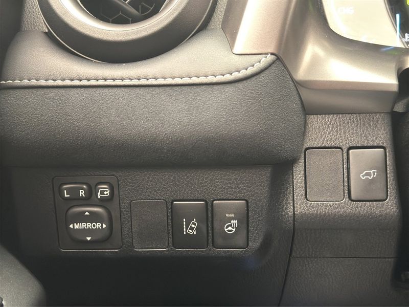 Toyota RAV4 bild 11